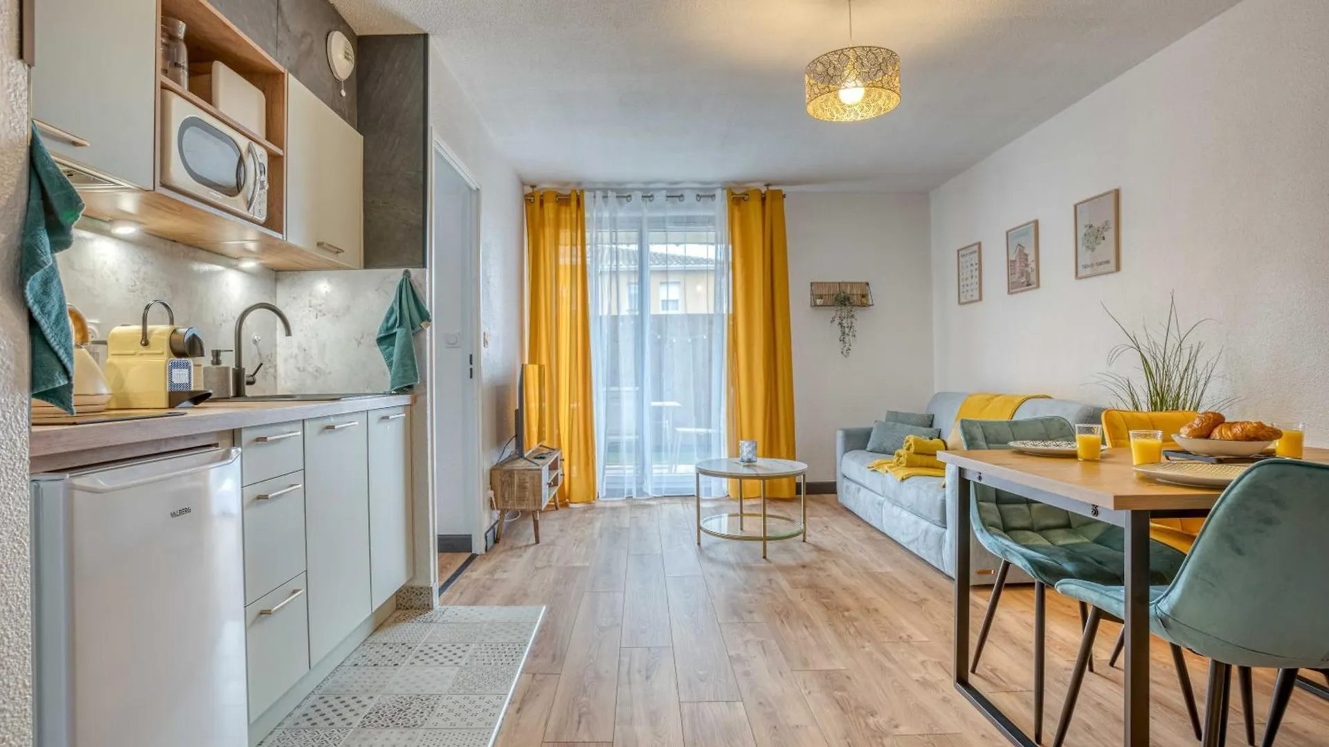 Apartmán Cosy Caussade Parking Gratuit Jardinet Refait A Neuf
